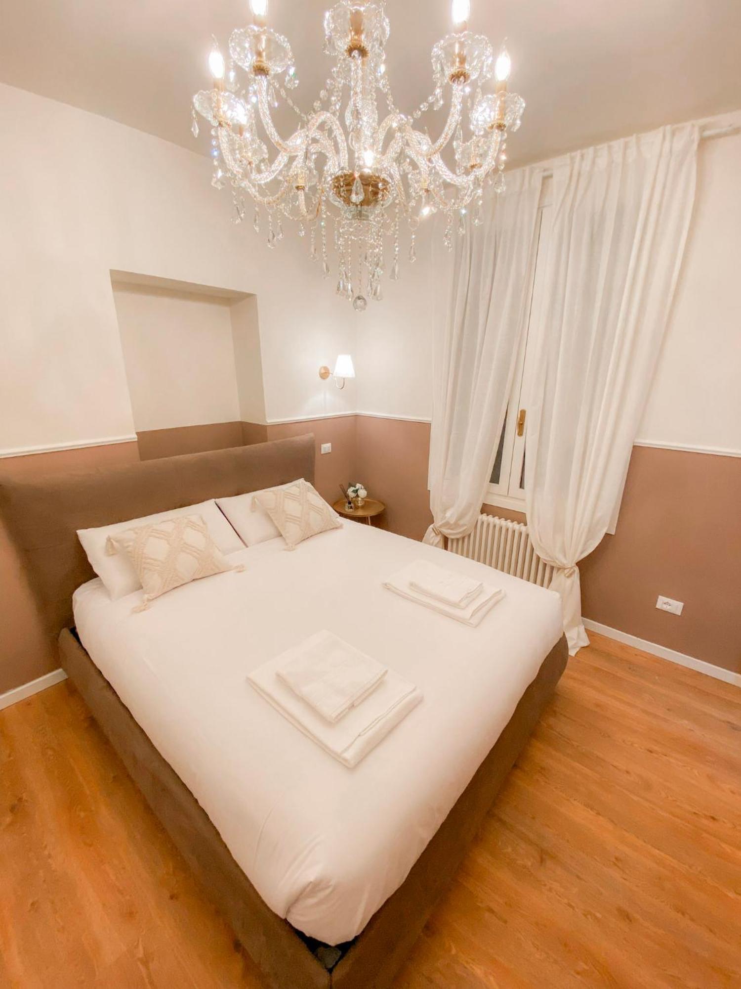 San Polo Luxury Suites In Veneţia Exterior foto