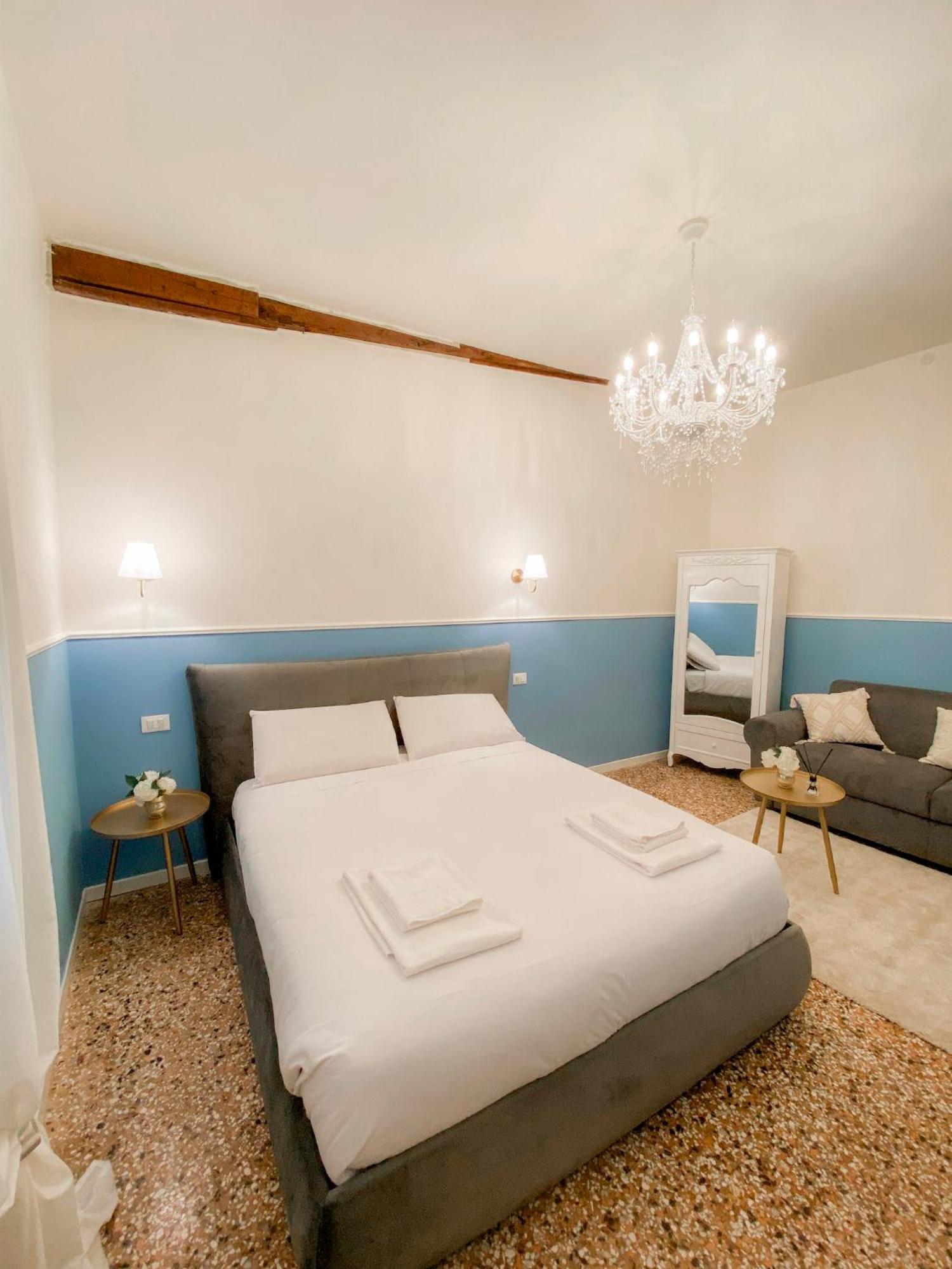 San Polo Luxury Suites In Veneţia Exterior foto